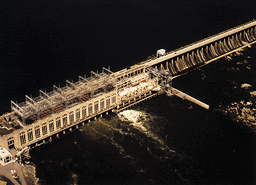 Aerial view of Conowingo's powerhouse and dam